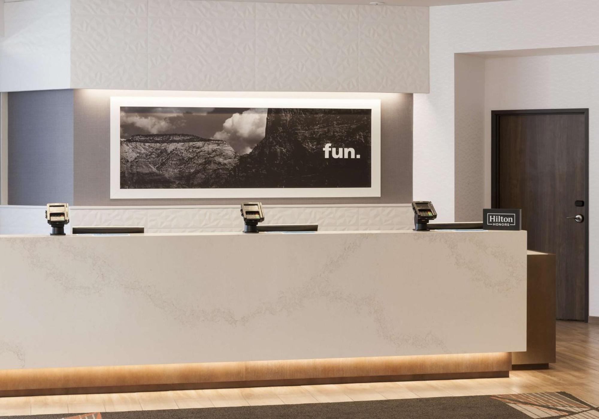 Hampton Inn & Suites Phoenix Downtown Bagian luar foto